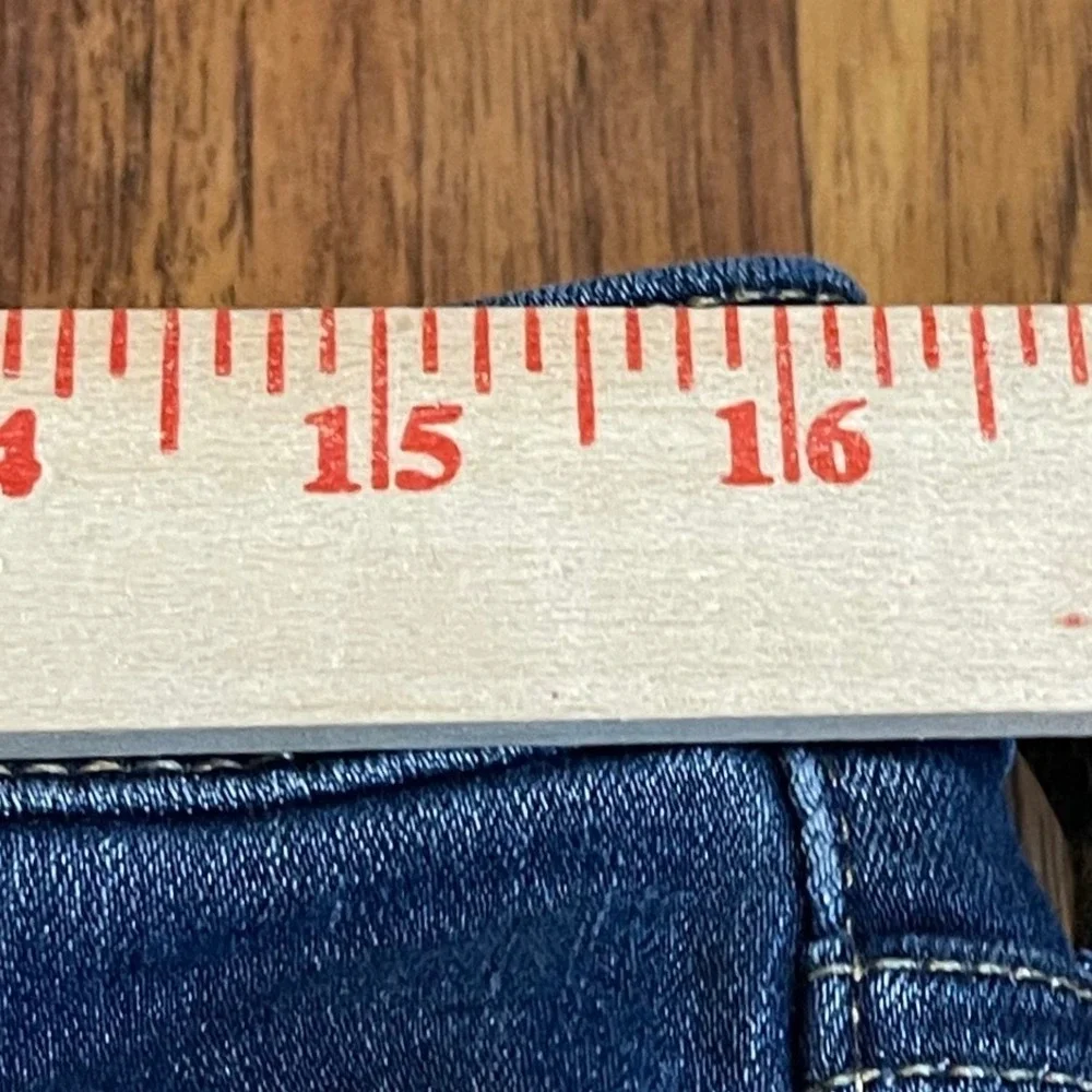 Levis 711 Skinny Jeans Womens 32 Dark Wash Denim Mid Rise Slim Fit 18881-0293